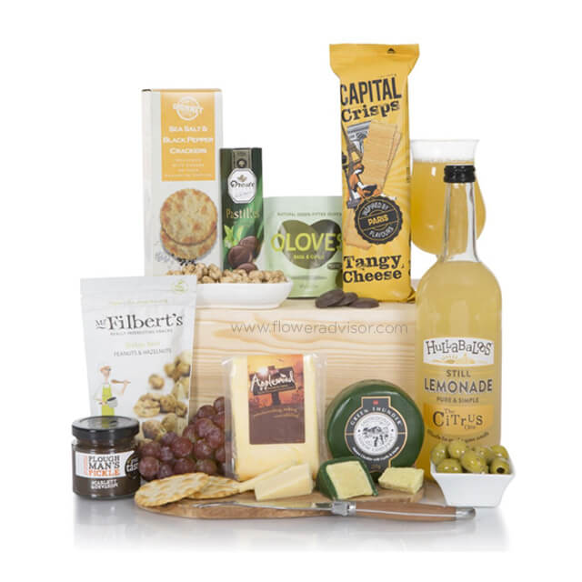 ALCOHOL FREE CHEESE HAMPER - Eid Ul Fitr