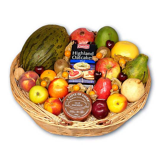 Fruit Basket with Cheese & Oatcakes - Eid Ul Fitr