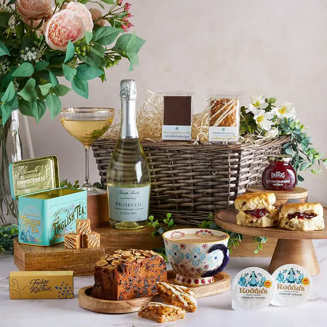 Afternoon Tea With Prosecco Hamper - Anniversary