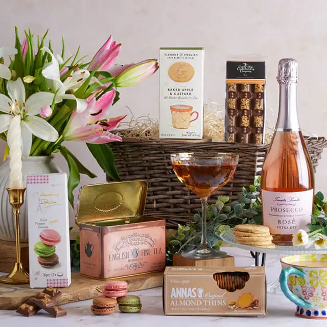 Prosecco Rosé Indulgence Hamper - Anniversary