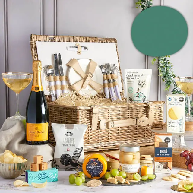 Summer Champagne Picnic Hamper - Anniversary