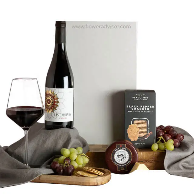 Red Wine & Cheese Gift Box